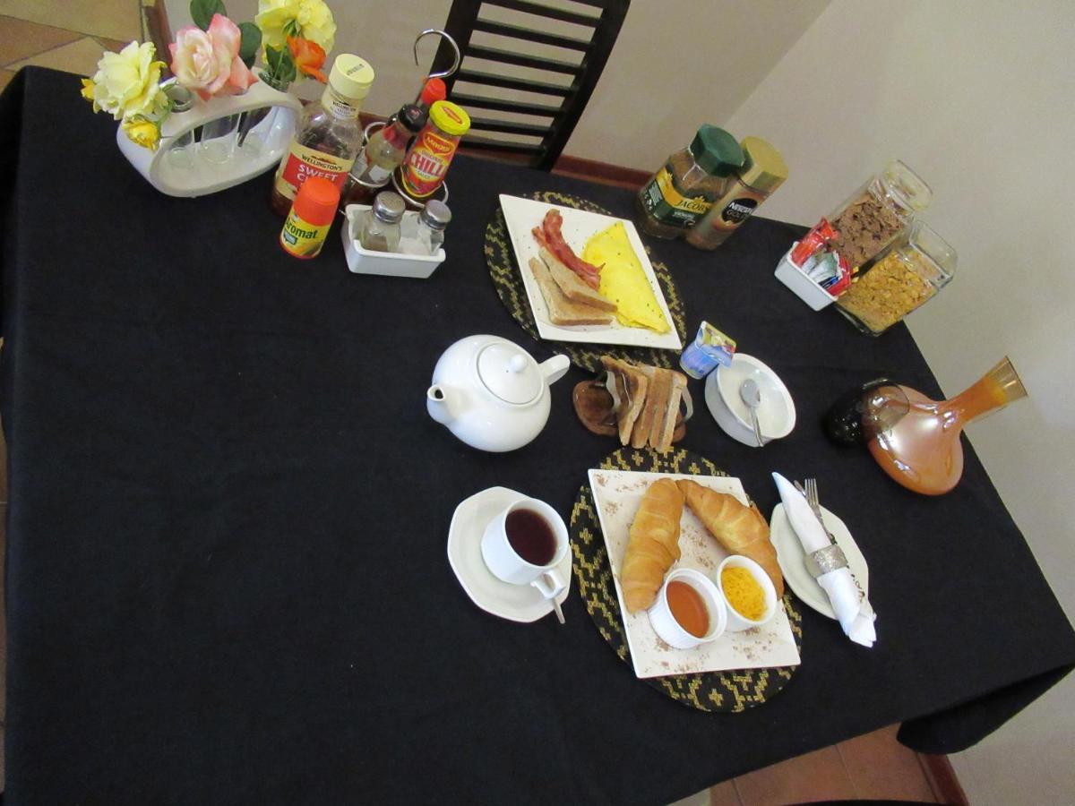 Faces Guesthouse ベスレヘム エクステリア 写真