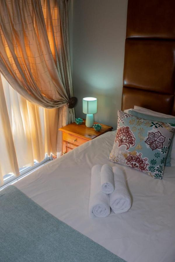 Faces Guesthouse ベスレヘム エクステリア 写真